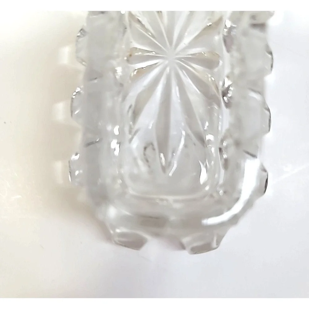 Vtg Clear Crystal Hat Pin/Hair Pin Vanity Box Metal Lid w/Hibiscus Flower